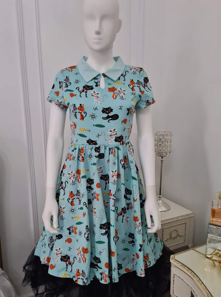 Lindy Bop Helena Green Cats Print Swing Dress - Rare - HerSecretCloset.co.uk