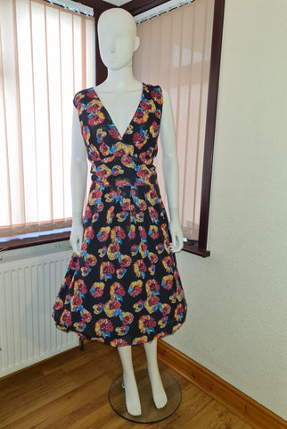 Lindy Bop Thea Black Flower Vintage Tea Dress - HerSecretCloset.co.uk